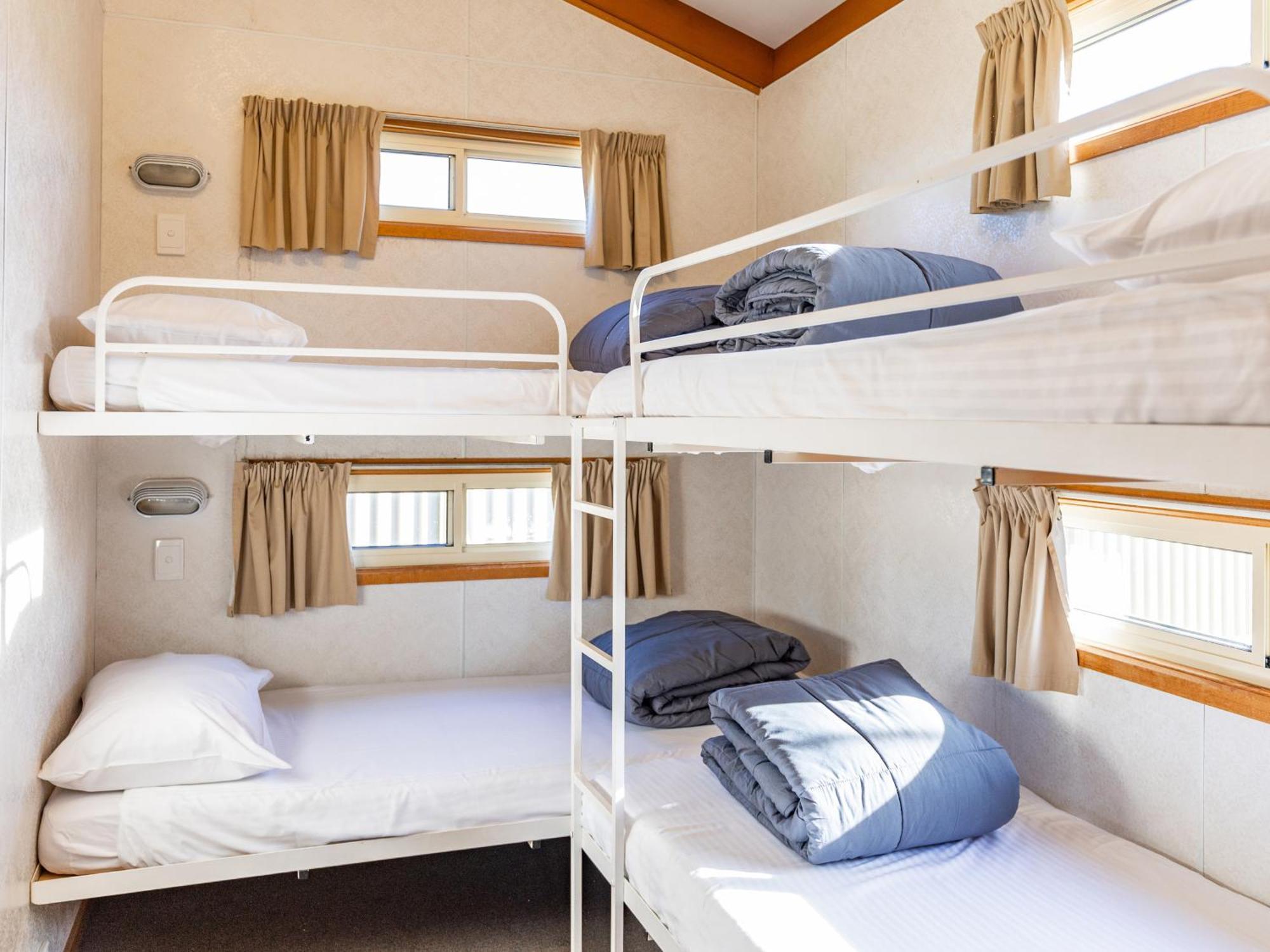 Nrma Yarrawonga Mulwala Holiday Park Room photo