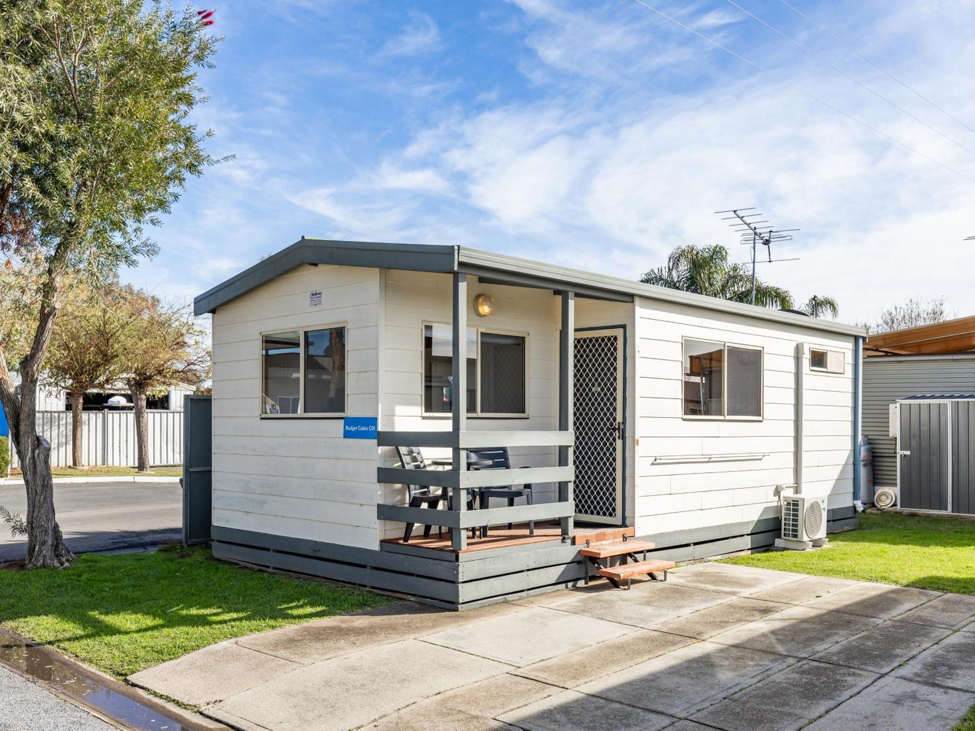 Nrma Yarrawonga Mulwala Holiday Park Room photo